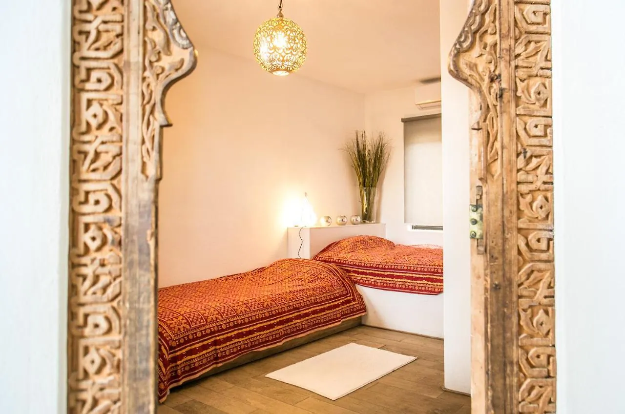 Villa Tarifa Lodge 0*,
